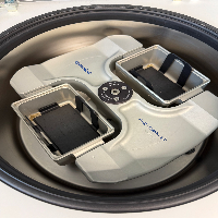 Eppendorf 5810R Refrigerated Centrifuge image 1